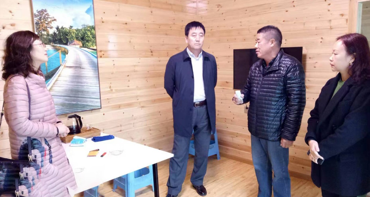 在移動智能屋+儲能鋰電池投資選址項目方生產基地舉行政府對接會，持續(xù)加大優(yōu)質項目對接力度