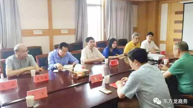 陪同通用航空投資選址項目方考察江蘇金湖,達成合作共識,三方共同簽訂投資意向協(xié)議 陪同通用航空投資選址項目方考察江蘇金湖,達成合作共識,三方共同簽訂投資意向協(xié)議