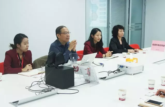 東方龍商務舉行起重機電氣控制實驗基地投資選址項目的政府對接會 東方龍商務舉行起重機電氣控制實驗基地投資選址項目的政府對接會