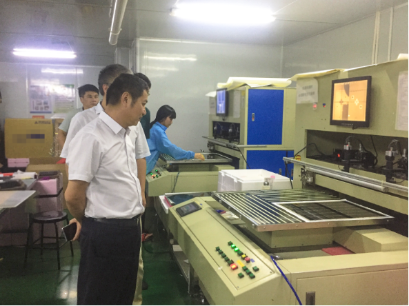 陪同政府園區(qū)赴液晶顯示屏投資選址項(xiàng)目方對(duì)接考察,積極轉(zhuǎn)化考察實(shí)效,推進(jìn)項(xiàng)目合作進(jìn)程 陪同政府園區(qū)赴液晶顯示屏投資選址項(xiàng)目方對(duì)接考察,積極轉(zhuǎn)化考察實(shí)效,推進(jìn)項(xiàng)目合作進(jìn)程