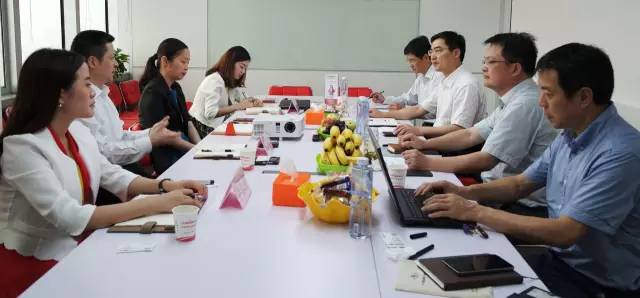 宣城市委常委、副市長汪謙慎一行冒著16級超強臺風奔赴東方龍商務洽談委托招商引資合作 宣城市委常委、副市長汪謙慎一行冒著16級超強臺風奔赴東方龍商務洽談委托招商引資合作