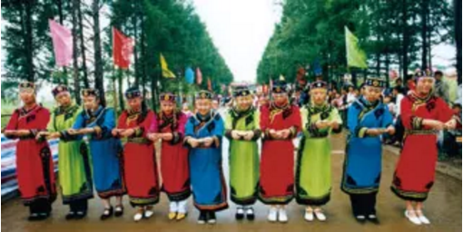 集團(tuán)全力助推黑龍江省愛(ài)輝區(qū)委托招商引資，發(fā)揮資源優(yōu)勢(shì)，強(qiáng)化特色產(chǎn)業(yè)
