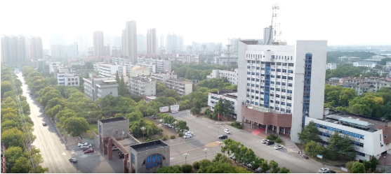 集團(tuán)全力助推江西省鷹潭市月湖區(qū)委托招商引資，以“園區(qū)經(jīng)濟(jì)”為抓手，打造發(fā)展“增長極”