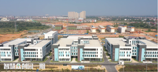 集團(tuán)全力助推江西省鷹潭市月湖區(qū)委托招商引資，以“園區(qū)經(jīng)濟(jì)”為抓手，打造發(fā)展“增長極”
