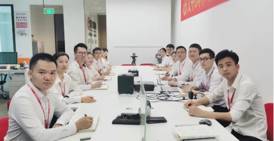 砥礪奮進創佳績，為下半年開局夯實基礎！集團舉行六月份暨上半年度工作總結表彰會