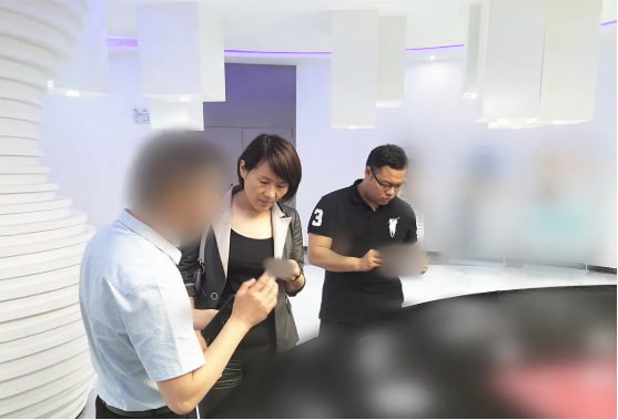 攜手打造智能制造行業(yè)標桿！安徽某地方政府與高精尖晶體切割設(shè)備生產(chǎn)投資選址項目方成功簽訂投資協(xié)議