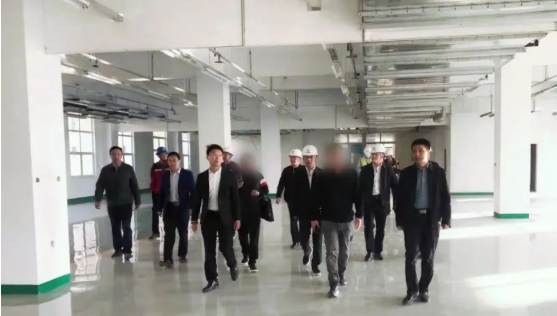 加大力度、加快速度、搶抓進度！老牌休閑鞋服投資選址項目方成功考察河北某地方政府
