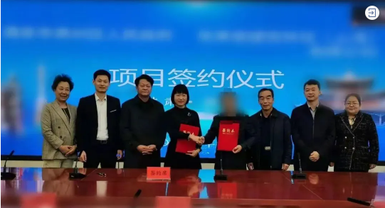  今日，由集團精準推介的兩個優(yōu)質(zhì)投資選址項目分別與甘肅某地方政府、陜西某地方政府成功簽訂投資協(xié)議