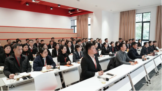 繆力同心，向年度目標任務發起“總攻”！12月中旬，集團成功通過44個優質投資選址項目