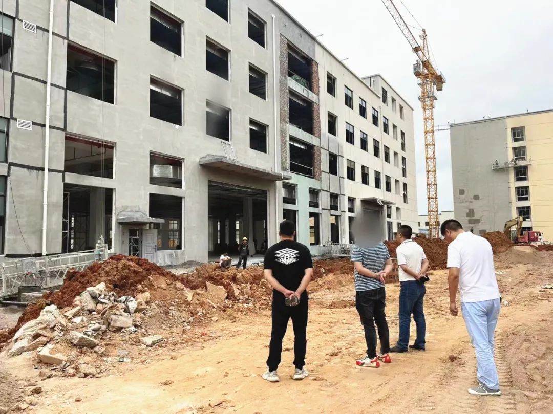 契合度高，市場份額持續(xù)攀升！消費(fèi)電子專用鋰電池生產(chǎn)投資選址項(xiàng)目方實(shí)地考察湖南某地方政府