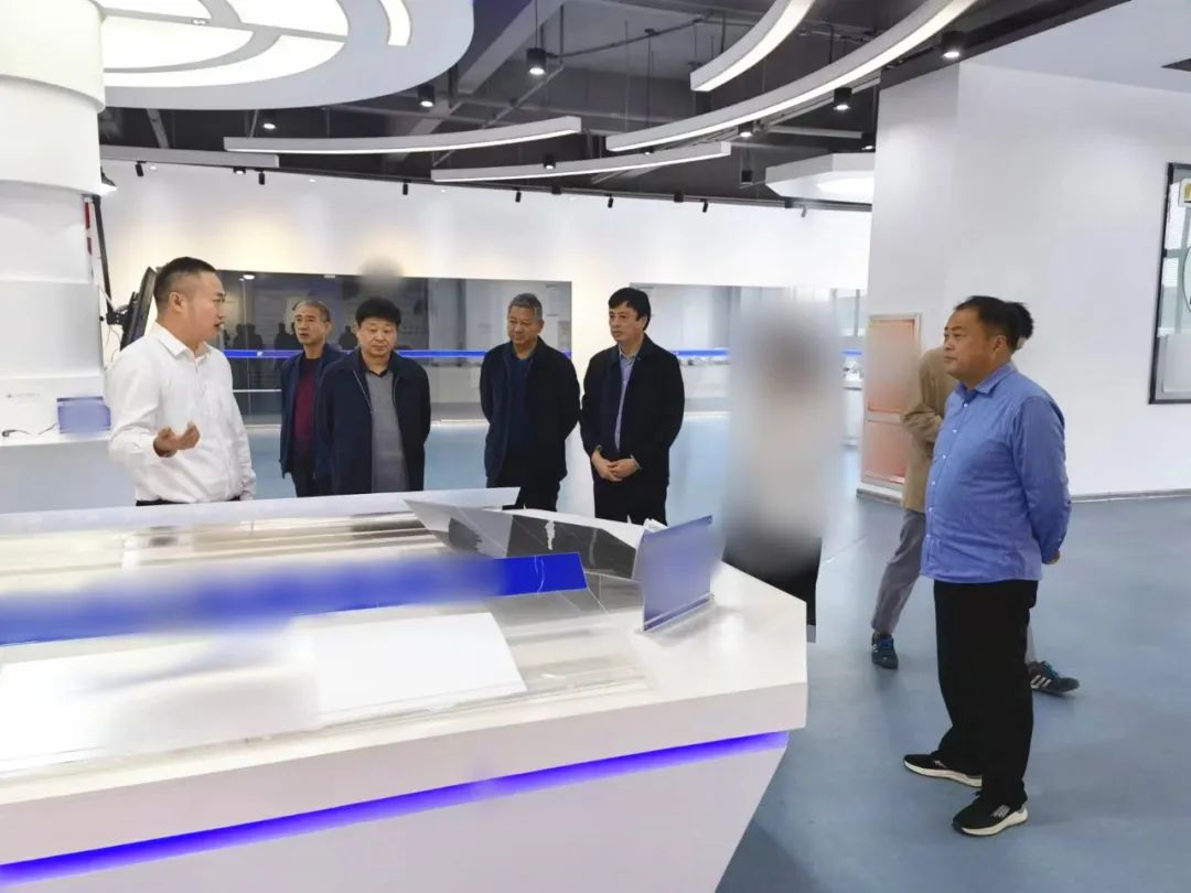 市場前景廣闊，競爭優勢明顯！行業領先智能終端產品擴建投資選址項目方成功考察河南某地方政府