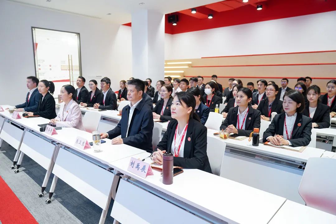 承接進博效應(yīng)，彰顯項目實力！11月上旬，集團成功通過27個優(yōu)質(zhì)投資選址項目
