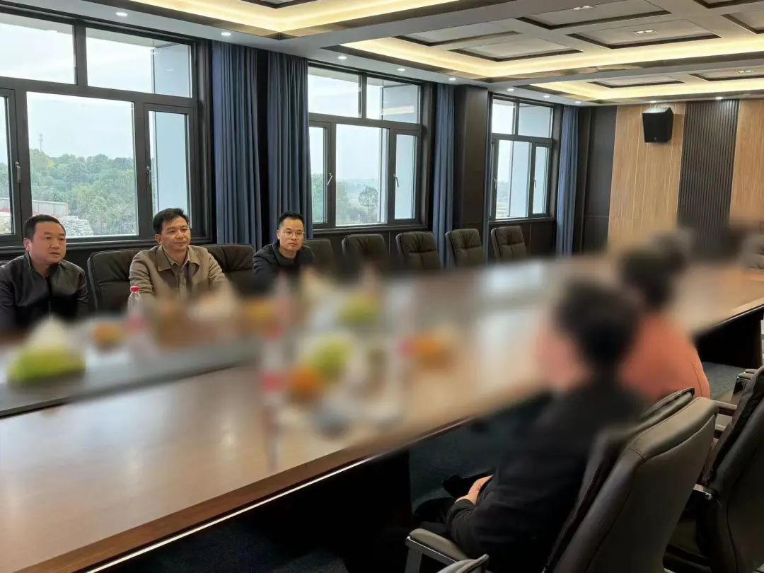 美國PPG、金高麗等知名涂料企業(yè)合作商！貴州某地方政府實地對接金屬建筑材料生產(chǎn)投資選址項目
