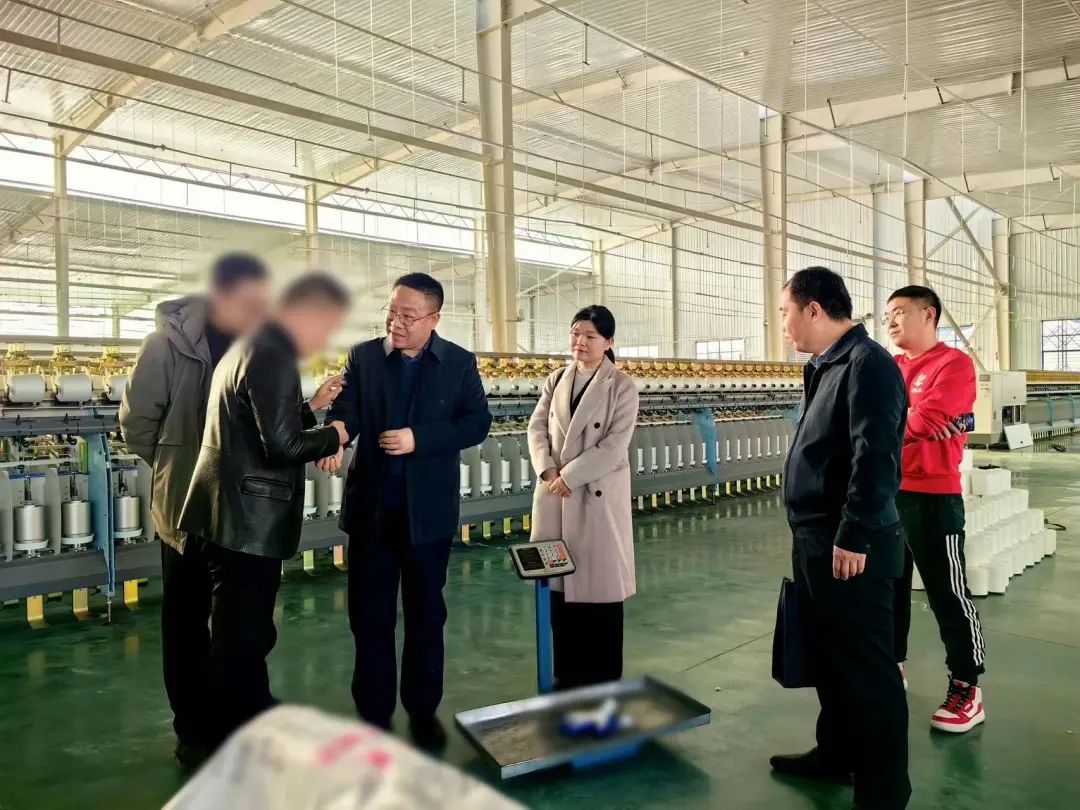 地方紡紗行業(yè)龍頭企業(yè)，產品遠銷柬埔寨、孟加拉等20多個國家和地區(qū)！新疆某地方政府實地考察品牌高端紡織材料生產擴建投資選址項目