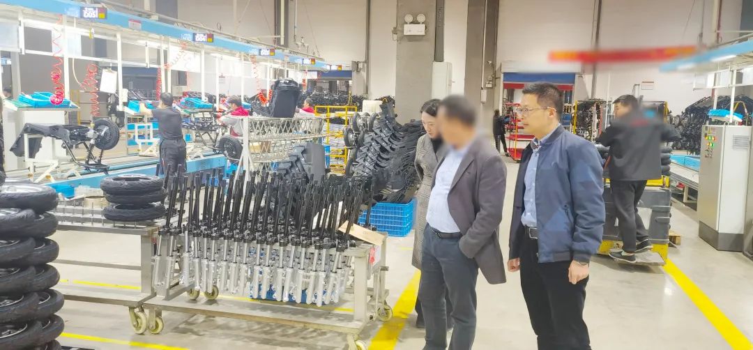 年產(chǎn)值10億！國際知名品牌新能源電動車擴(kuò)建投資選址項(xiàng)目方反向考察重慶某地方政府