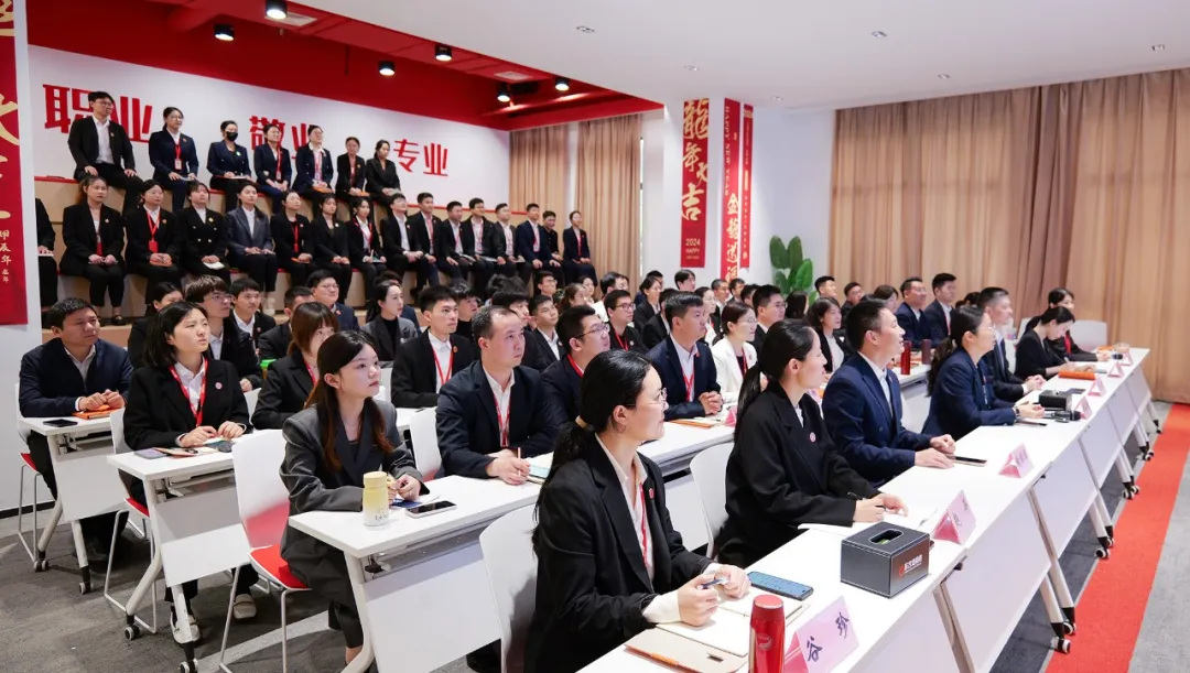 節前沖刺，含11家上市公司、國企央企、外資及500強企業對外布局項目！4月下旬，集團共42個優質投資選址項目通過評估