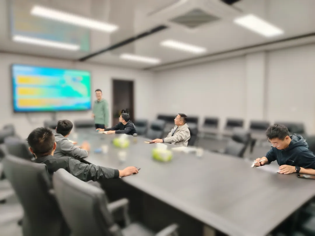銷售渠道廣，全國擁有20多個倉儲基地！品牌調(diào)味料擴(kuò)建投資選址項目方反向考察江蘇某地方政府