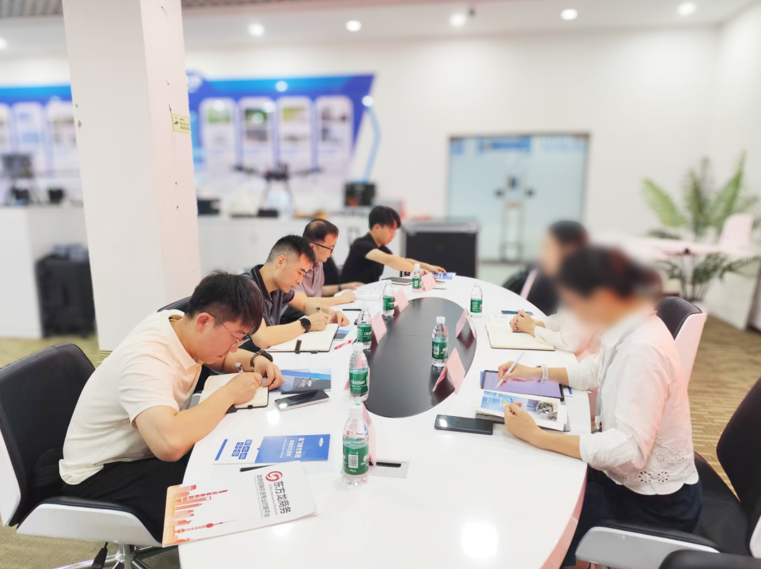 多項(xiàng)研發(fā)專利，合作政企超百家！四川某地方政府實(shí)地對接行業(yè)龍頭無人機(jī)飛行培訓(xùn)多點(diǎn)布局項(xiàng)目